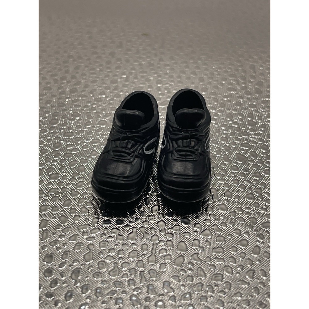 Barbie Liv Large Poseable Flat Foot‎ Shoes Sneakers Black Soccer Cleats #13